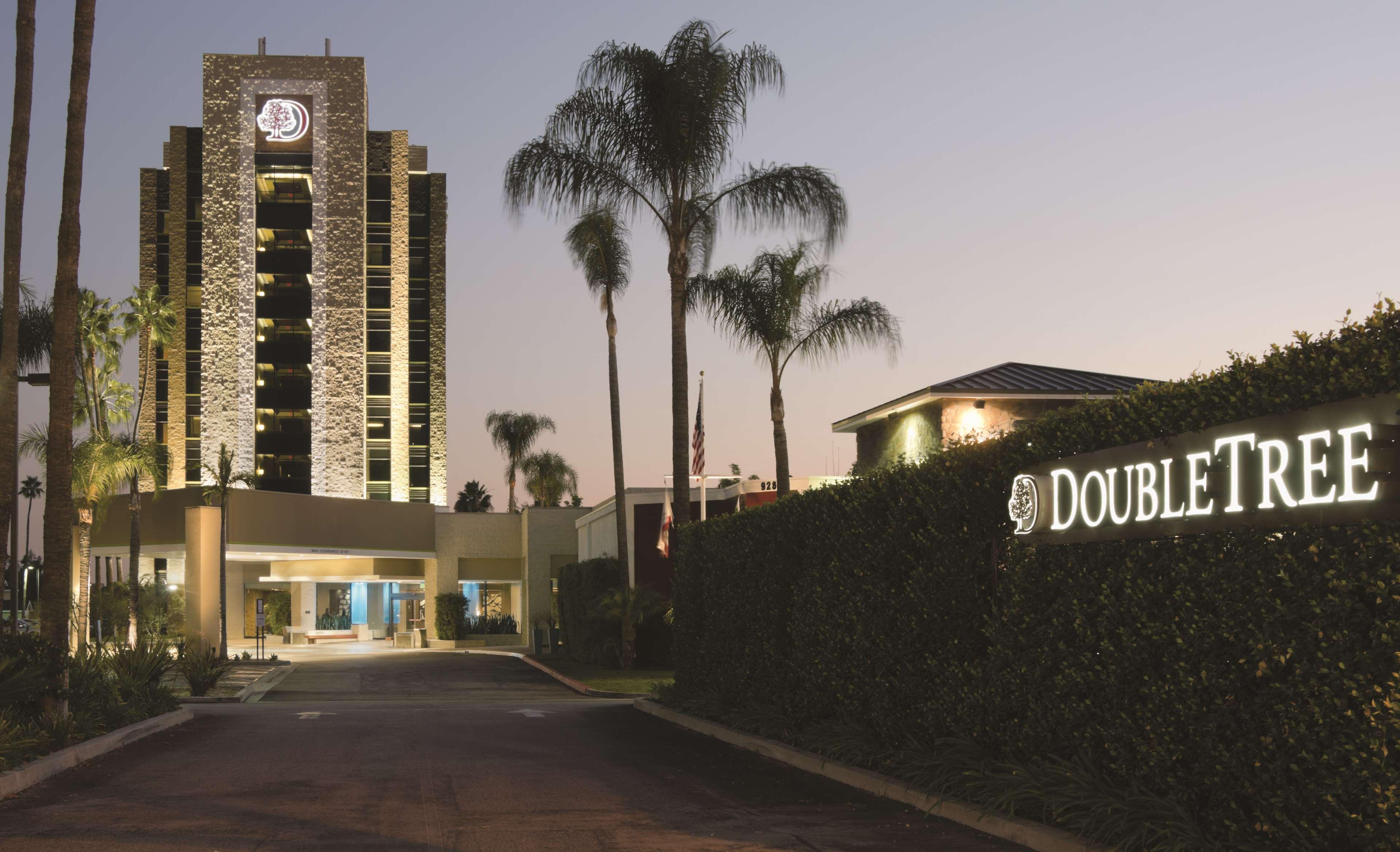 ดับเบิ้ลทรี โฮเต็ล มอนโรเวีย พาซาเดนา แอเรีย Hotel ภายนอก รูปภาพ