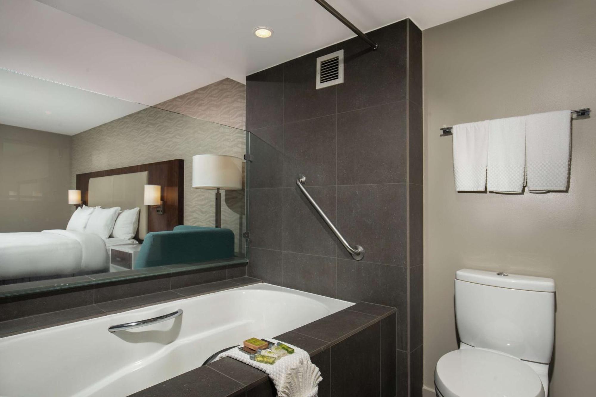 ดับเบิ้ลทรี โฮเต็ล มอนโรเวีย พาซาเดนา แอเรีย Hotel ภายนอก รูปภาพ